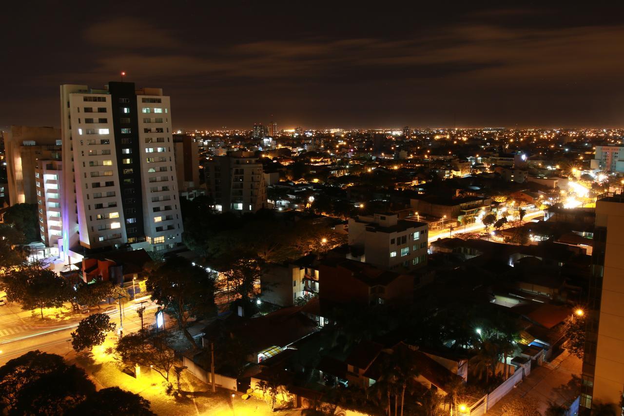 Urban Suites Apart Hotel Santa Cruz de La Sierra Zewnętrze zdjęcie