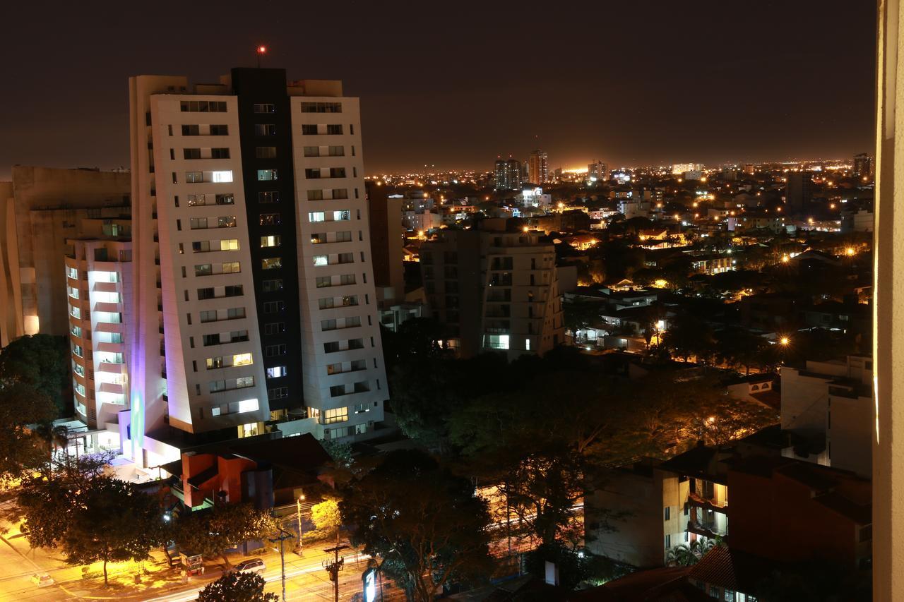 Urban Suites Apart Hotel Santa Cruz de La Sierra Zewnętrze zdjęcie